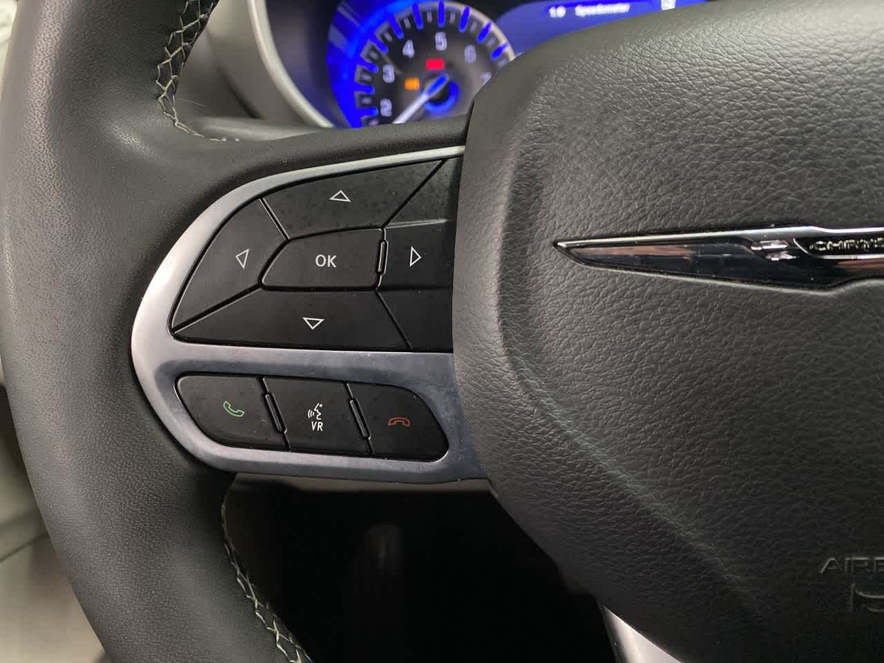 Thumbnail: 2024 Chrysler Pacifica - 20