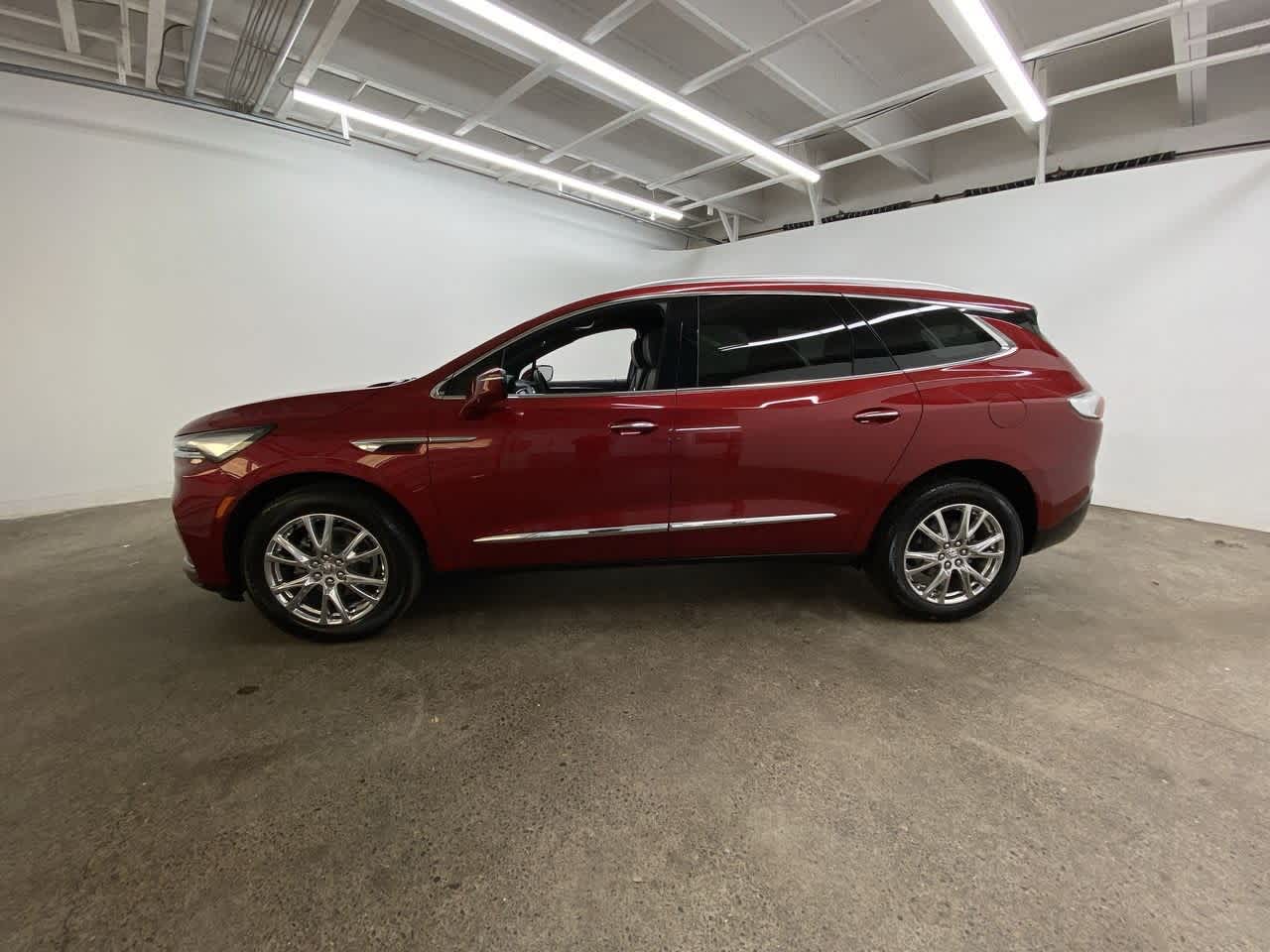 Thumbnail: 2023 Buick Enclave - 3