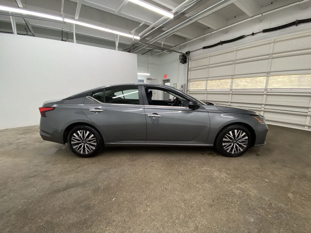 Thumbnail: 2025 Nissan Altima - 7