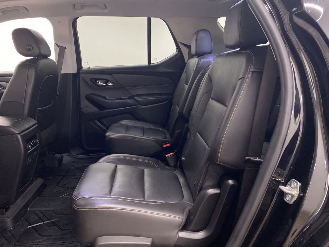 Thumbnail: 2020 Chevrolet Traverse - 17