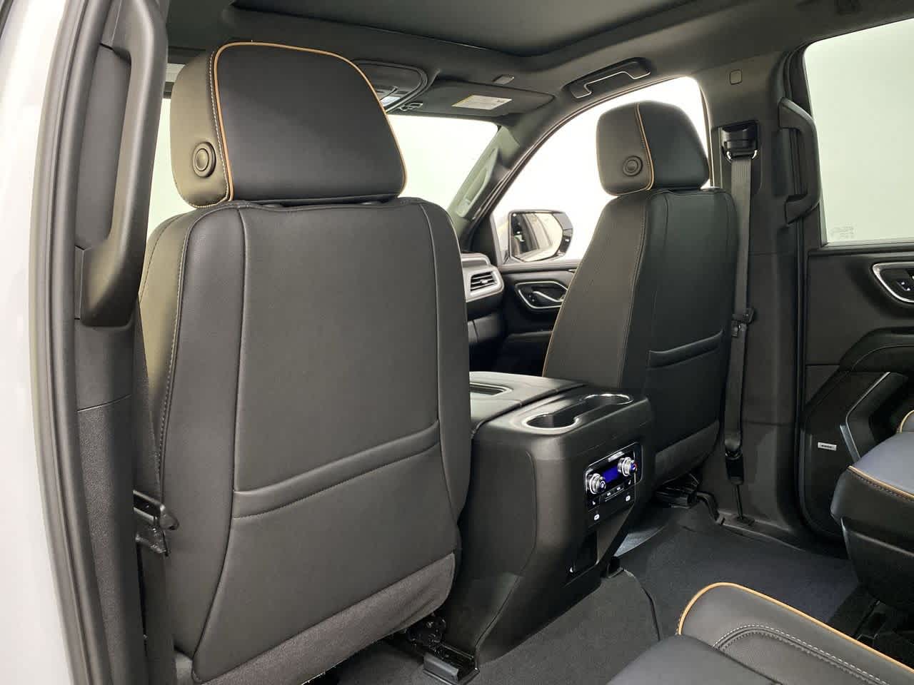 Thumbnail: 2024 GMC Yukon - 15