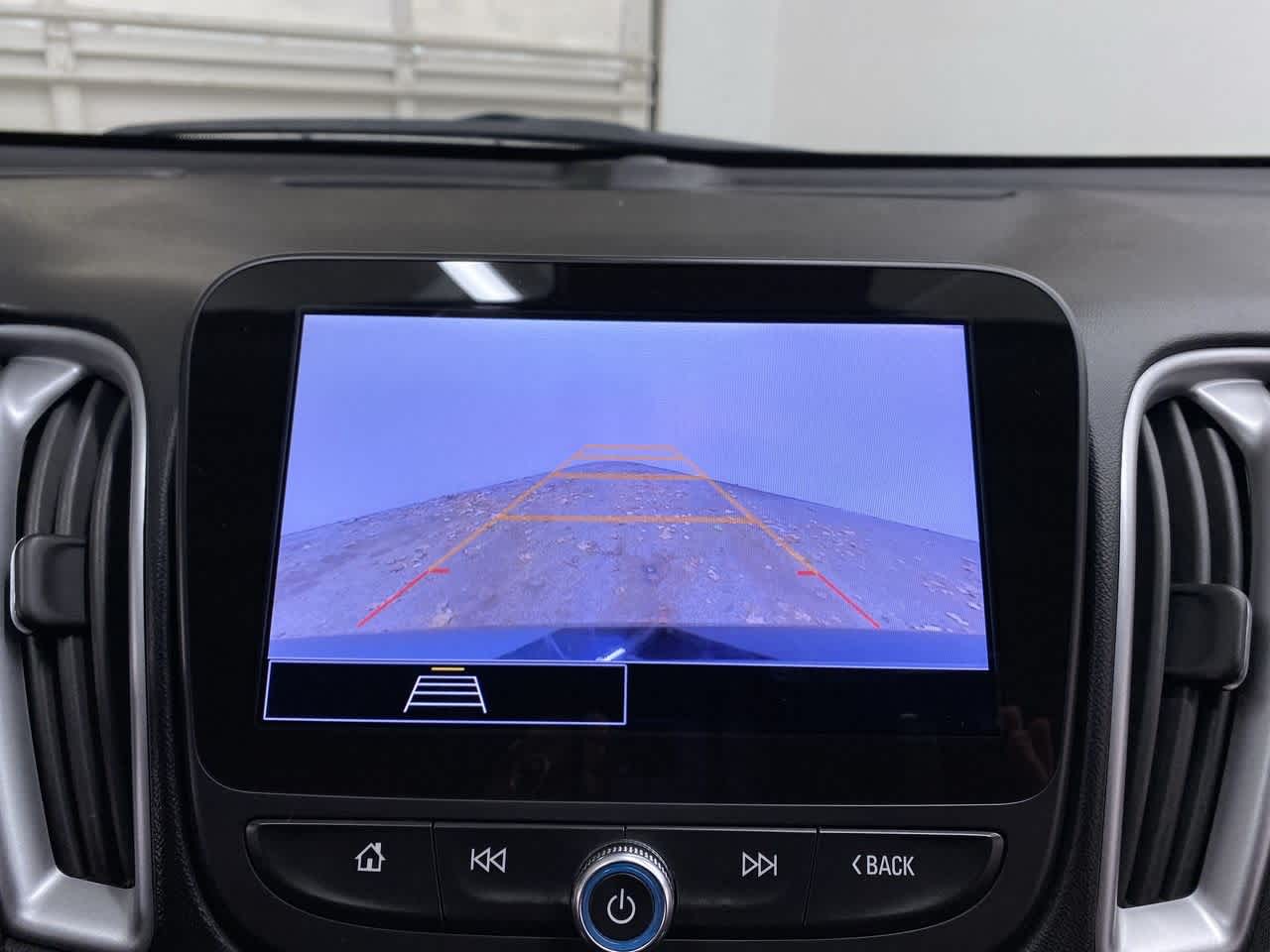 Thumbnail: 2023 Chevrolet Malibu - 25