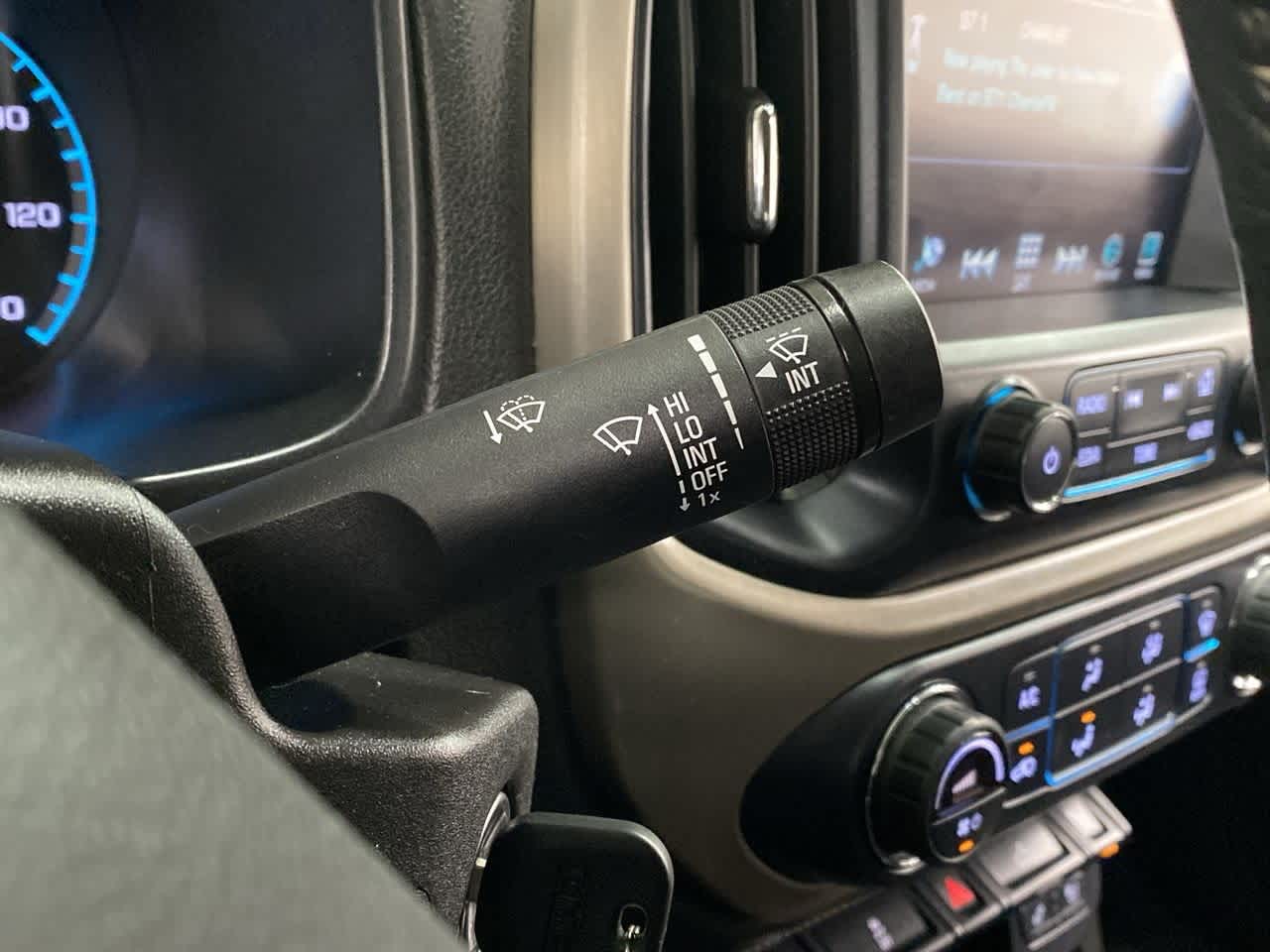 Thumbnail: 2018 GMC Canyon - 22