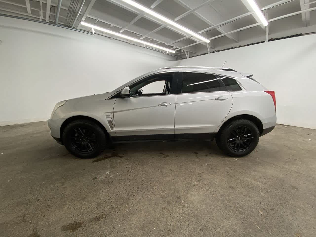 Thumbnail: 2012 Cadillac SRX - 3