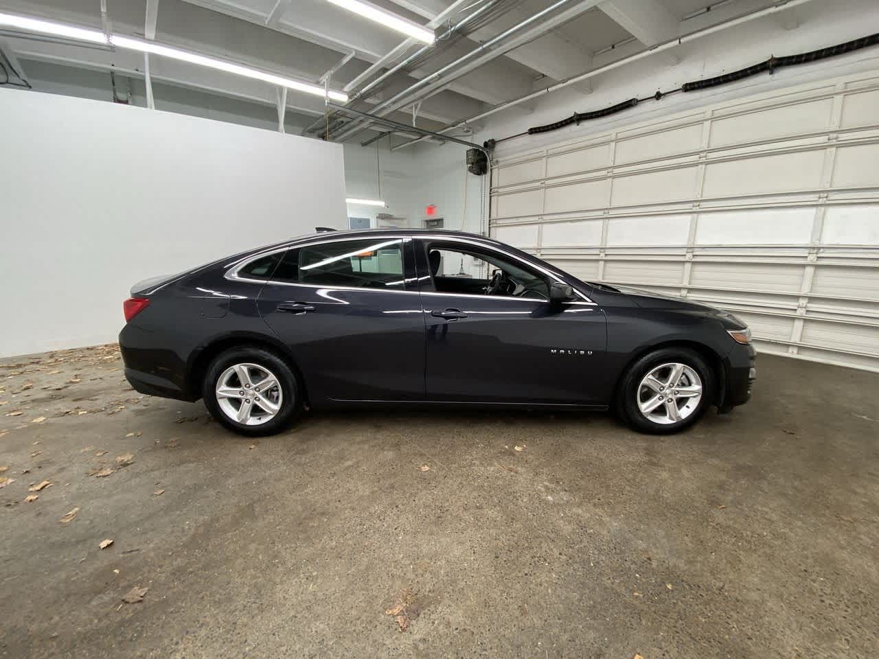 Thumbnail: 2023 Chevrolet Malibu - 7