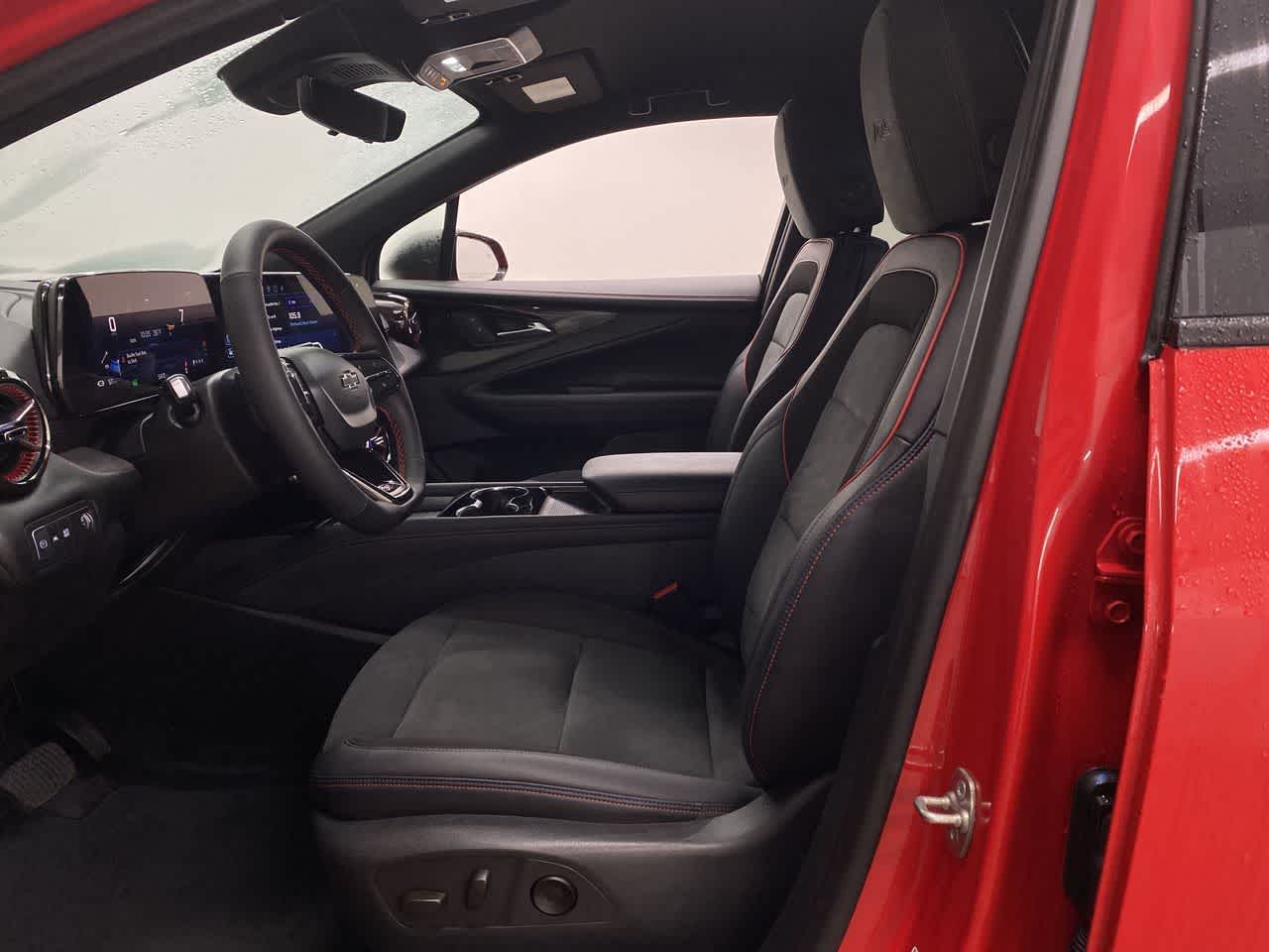 Thumbnail: 2024 Chevrolet Blazer EV - 14