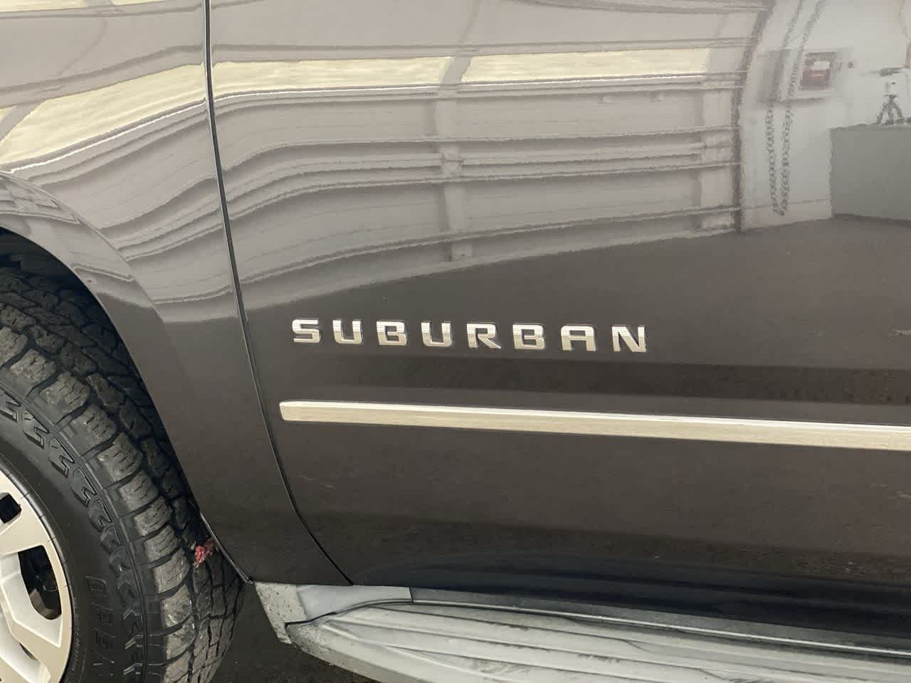 Thumbnail: 2015 Chevrolet Suburban - 10