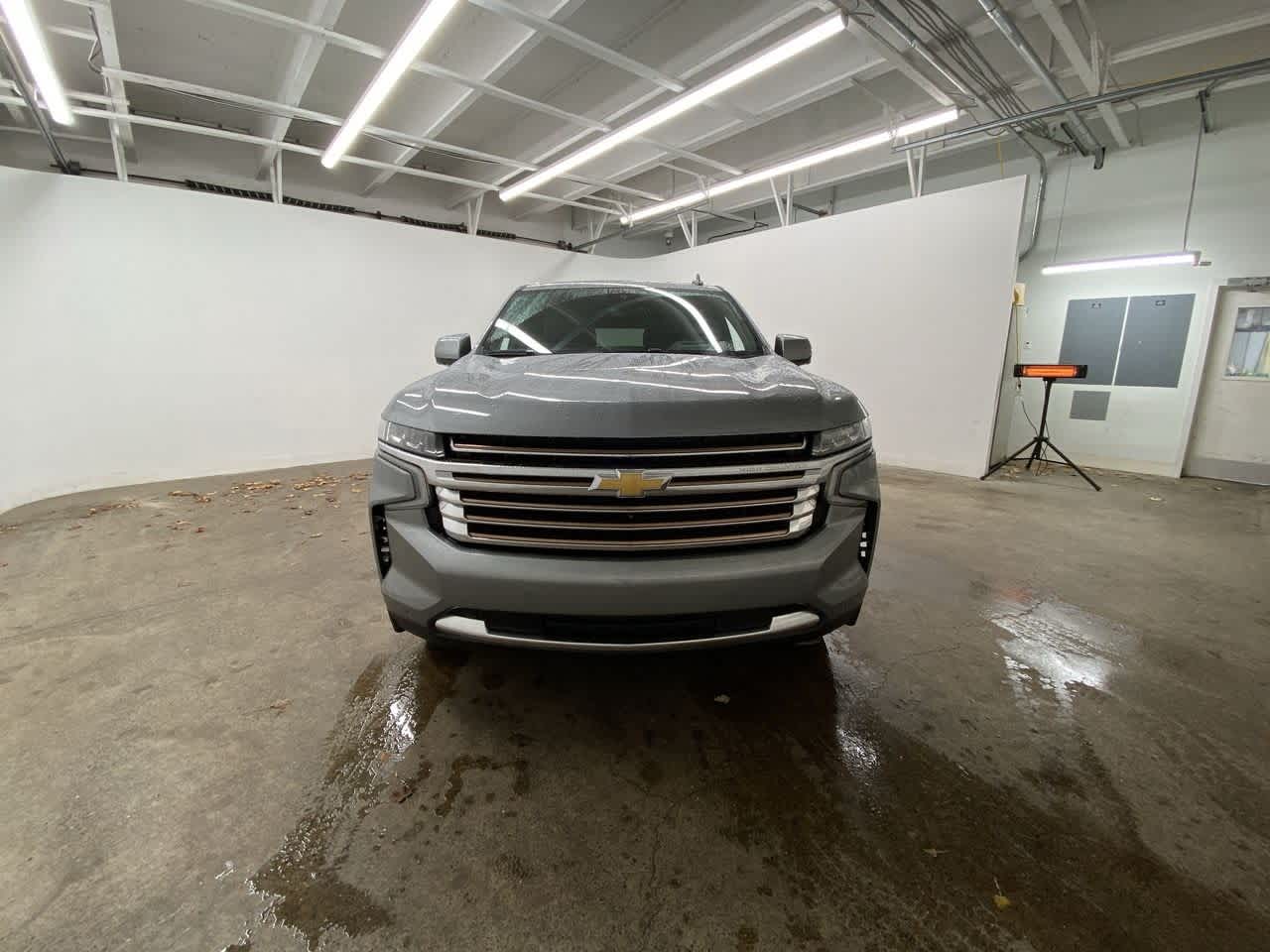 Thumbnail: 2024 Chevrolet Tahoe - 9