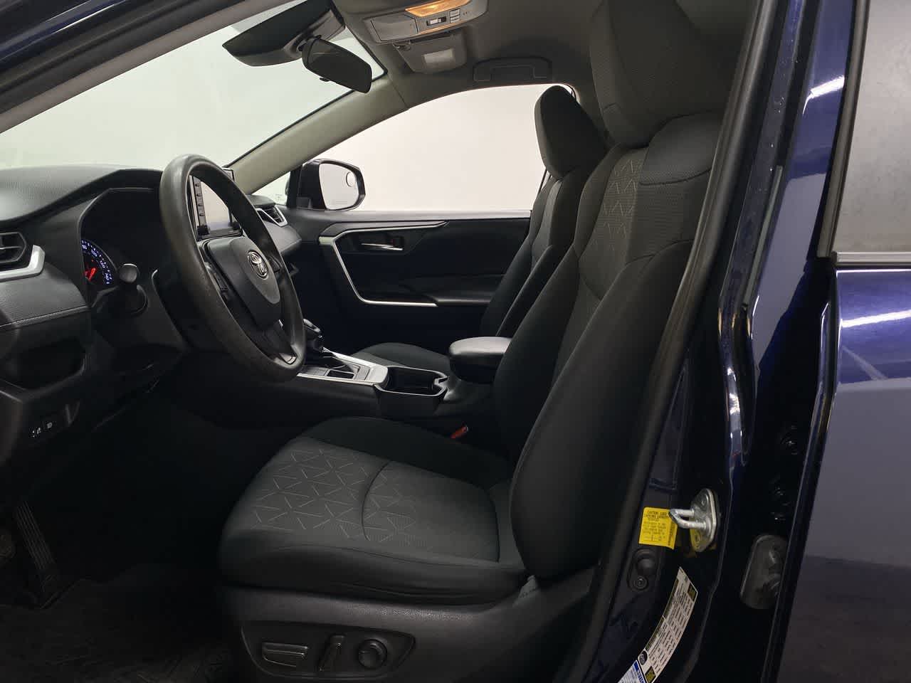 Thumbnail: 2021 Toyota RAV4 - 14