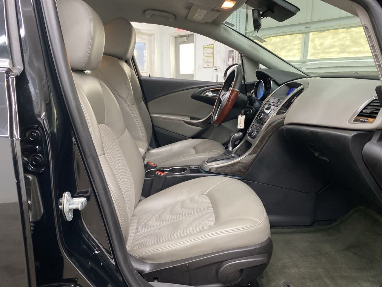 Thumbnail: 2016 Buick Verano - 20