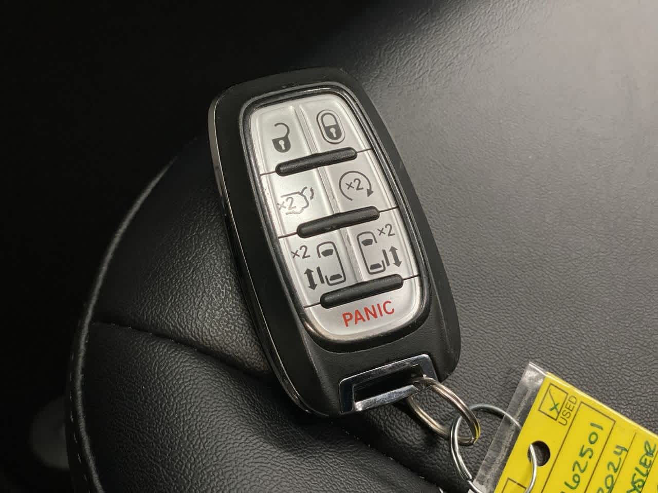 Thumbnail: 2024 Chrysler Pacifica - 28