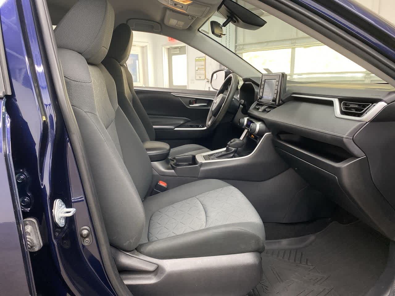 Thumbnail: 2021 Toyota RAV4 - 19