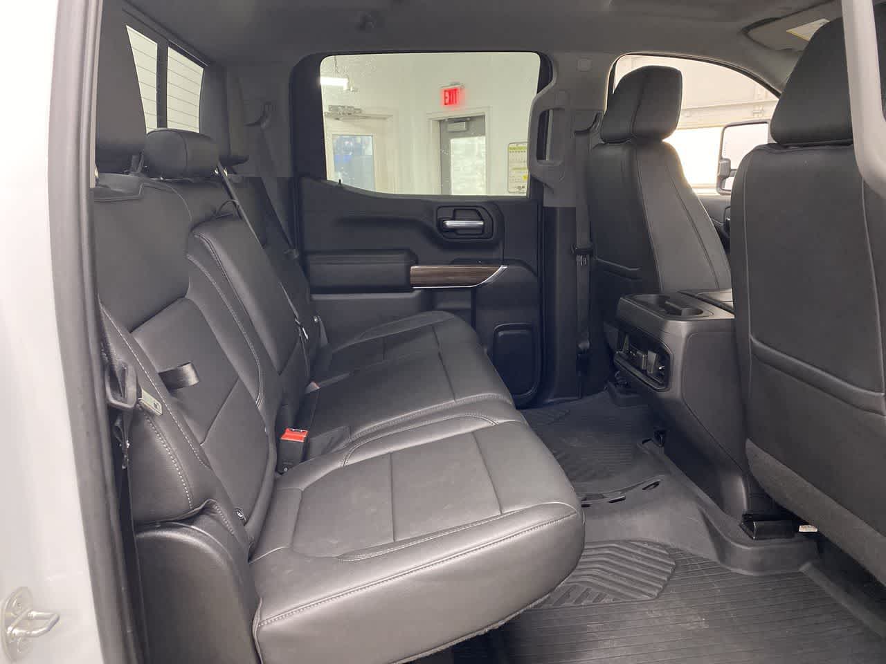 Thumbnail: 2021 Chevrolet Silverado 1500 - 17