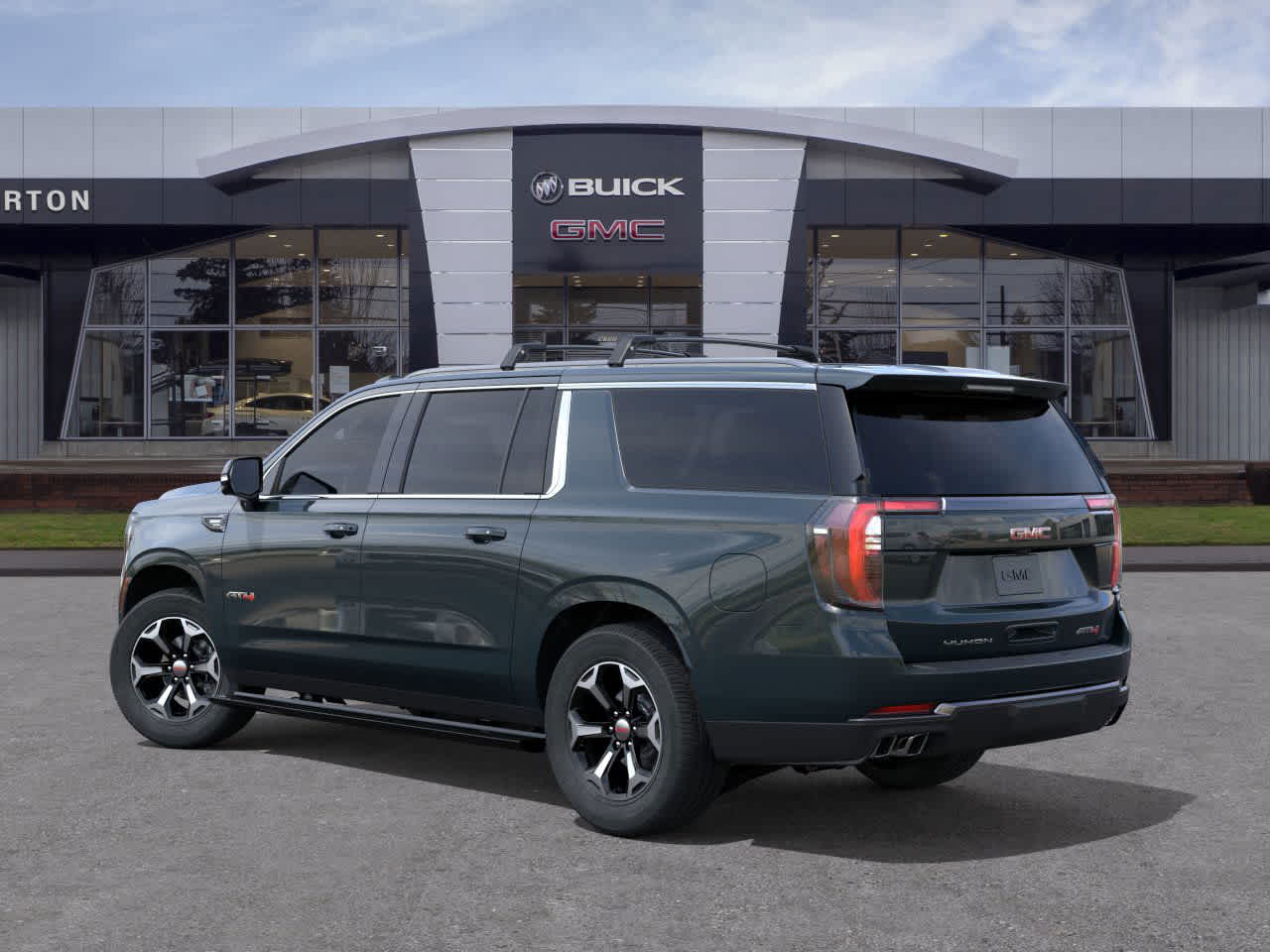 Thumbnail: 2025 GMC Yukon XL - 3