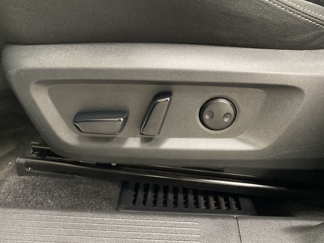 Thumbnail: 2024 Nissan Rogue - 14