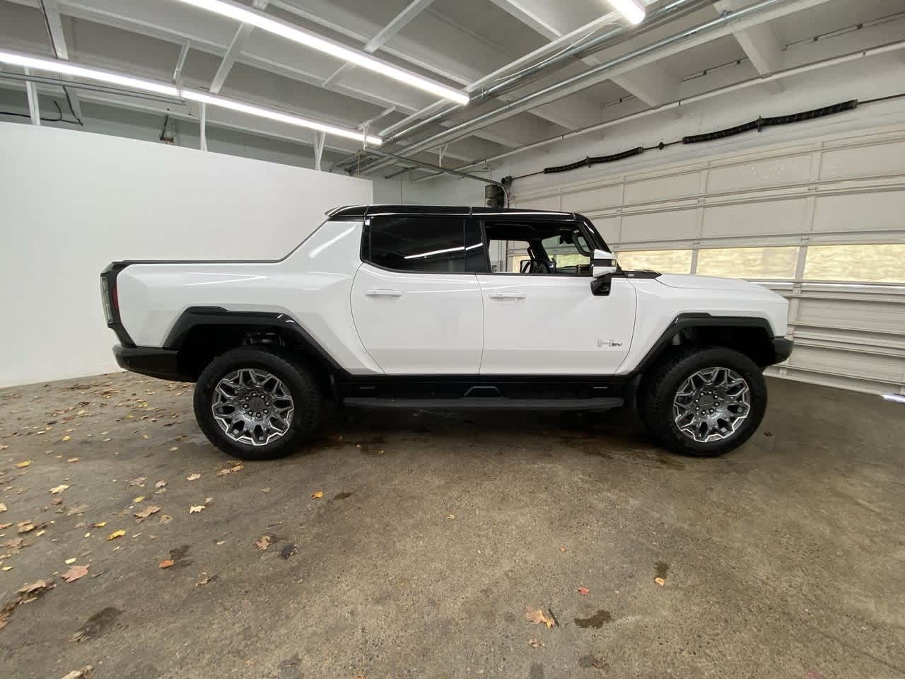 Thumbnail: 2024 GMC Hummer EV - 7