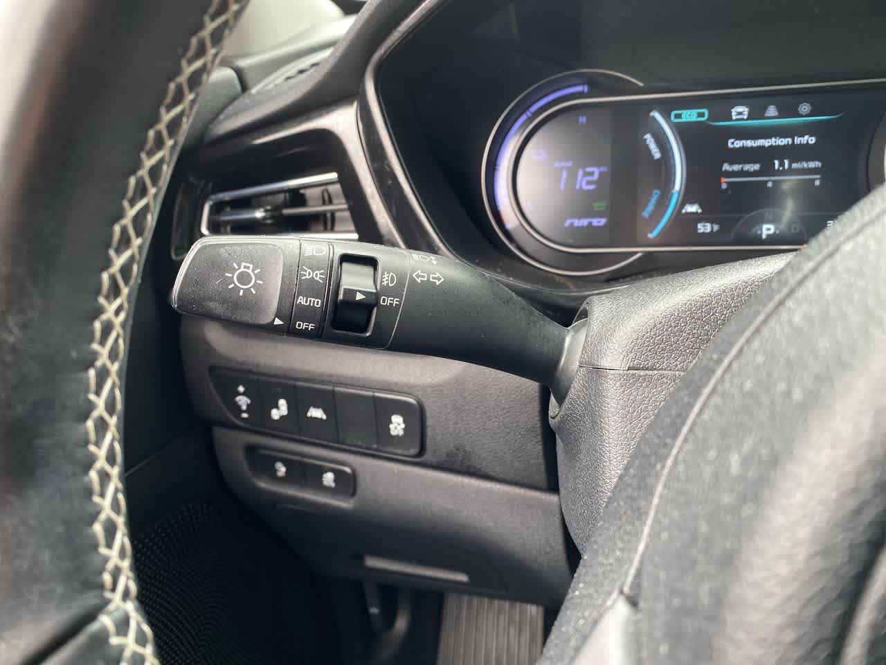 Thumbnail: 2022 Kia Niro - 25