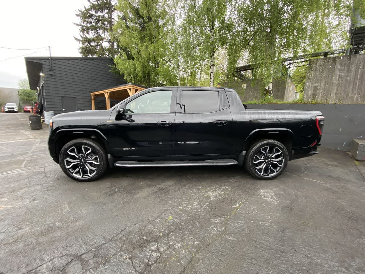 Thumbnail: 2025 GMC Sierra EV - 3
