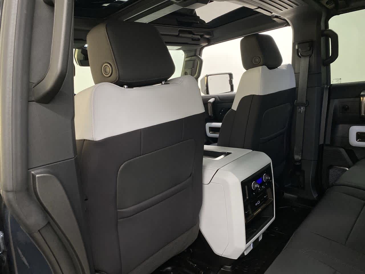 Thumbnail: 2025 GMC Hummer EV - 15