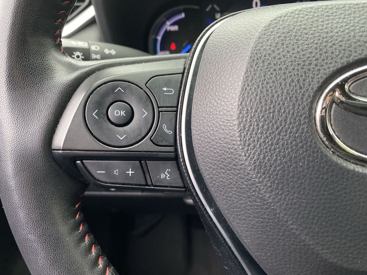 Thumbnail: 2023 Toyota RAV4 - 21