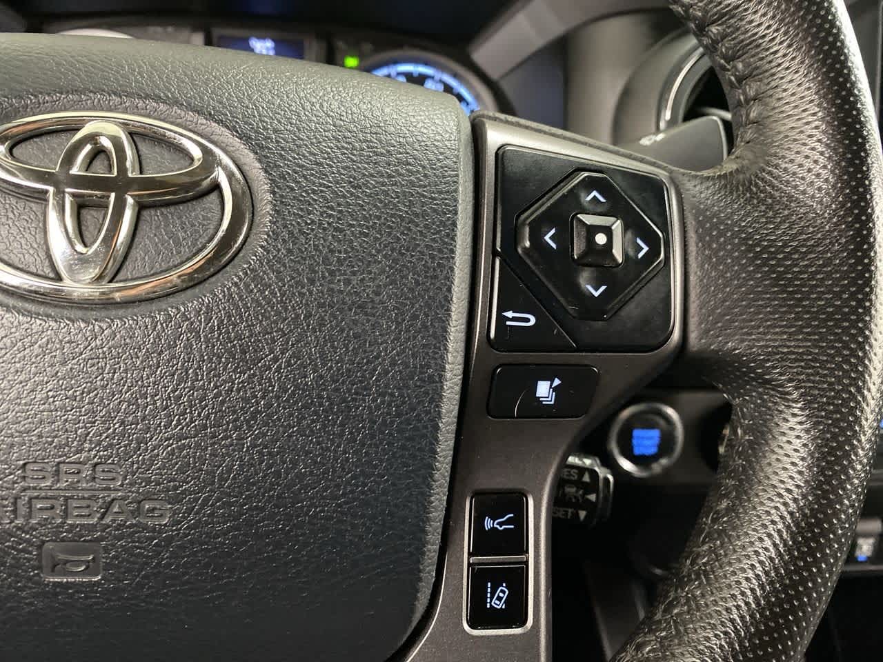 Thumbnail: 2020 Toyota Tacoma - 21