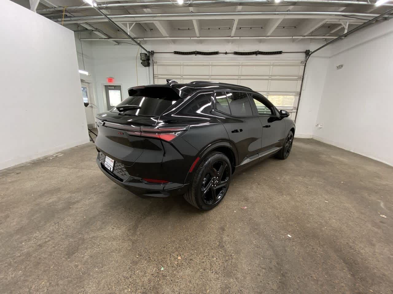 Thumbnail: 2024 Chevrolet Equinox - 6