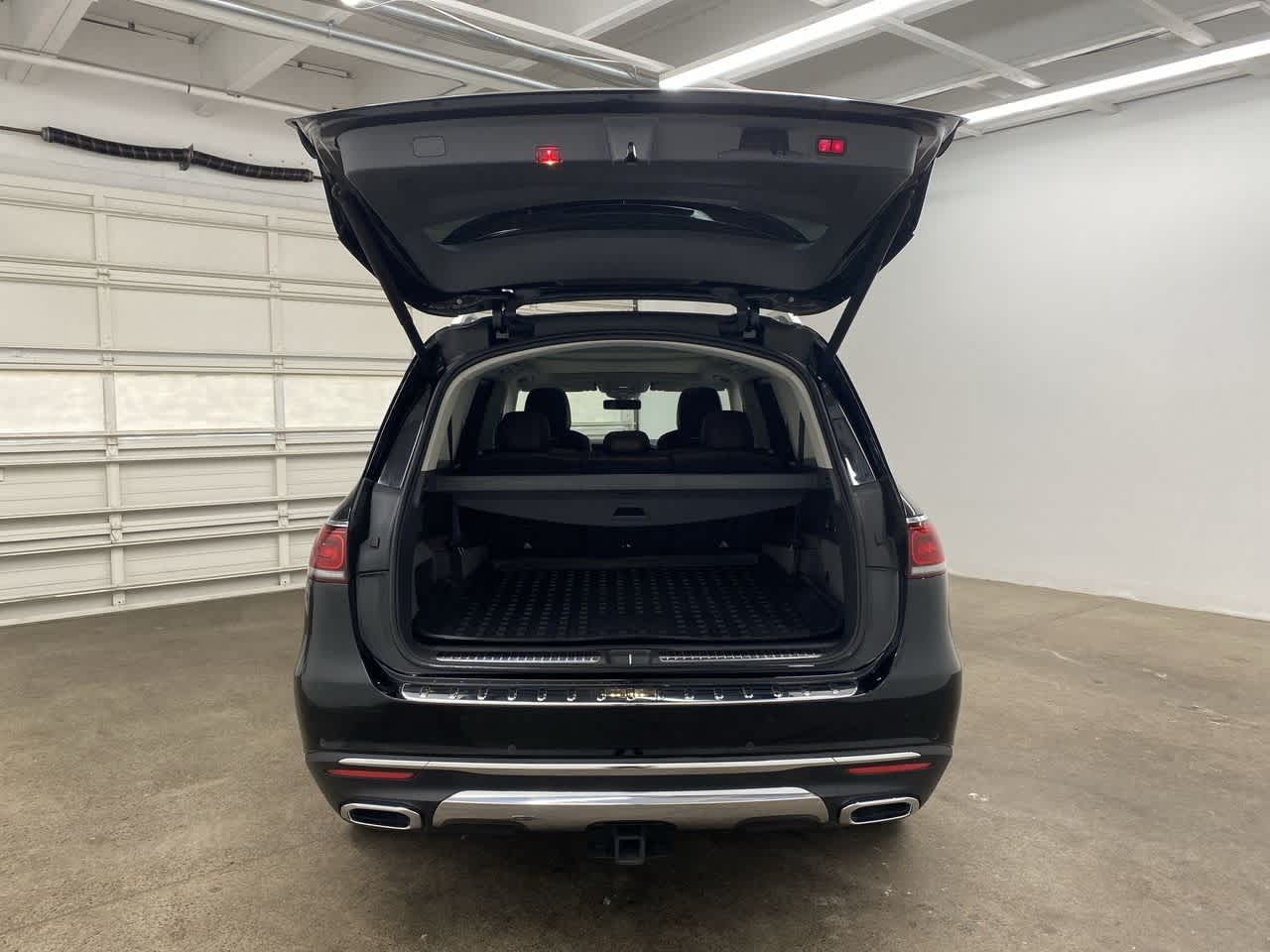 Thumbnail: 2020 Mercedes-Benz GLS - 28