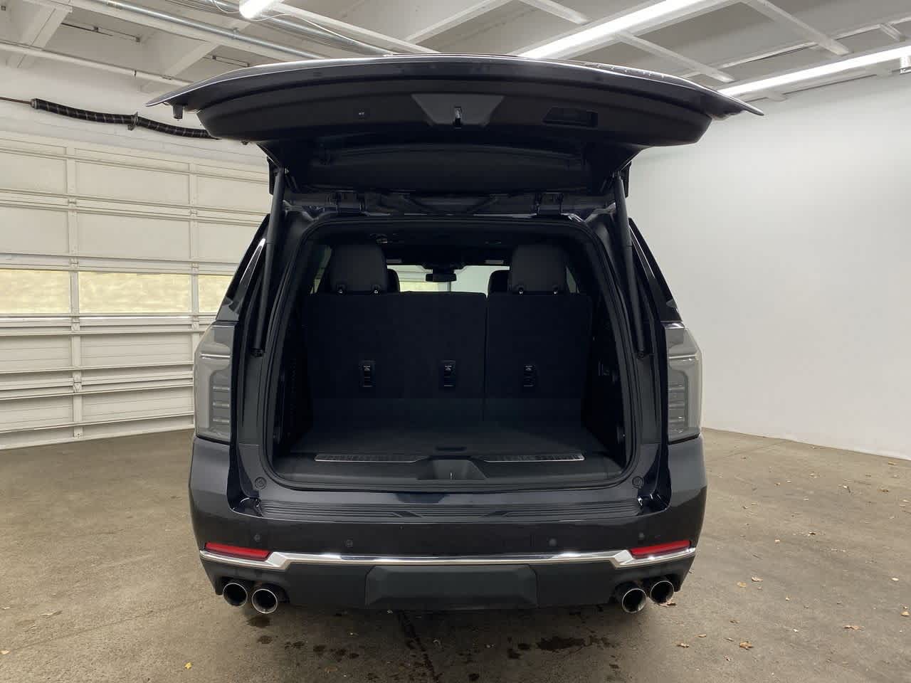 Thumbnail: 2025 Chevrolet Tahoe - 27