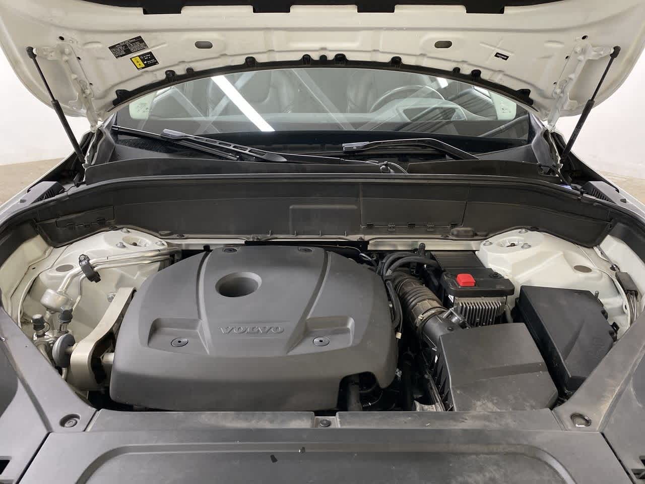 Thumbnail: 2022 Volvo XC90 - 13