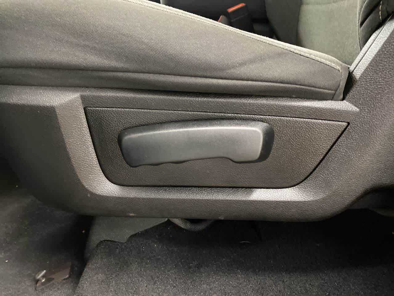 Thumbnail: 2024 RAM 1500 Classic - 14