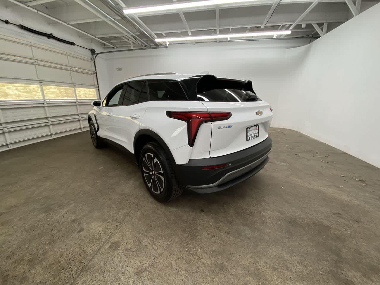 Thumbnail: 2024 Chevrolet Blazer EV - 4