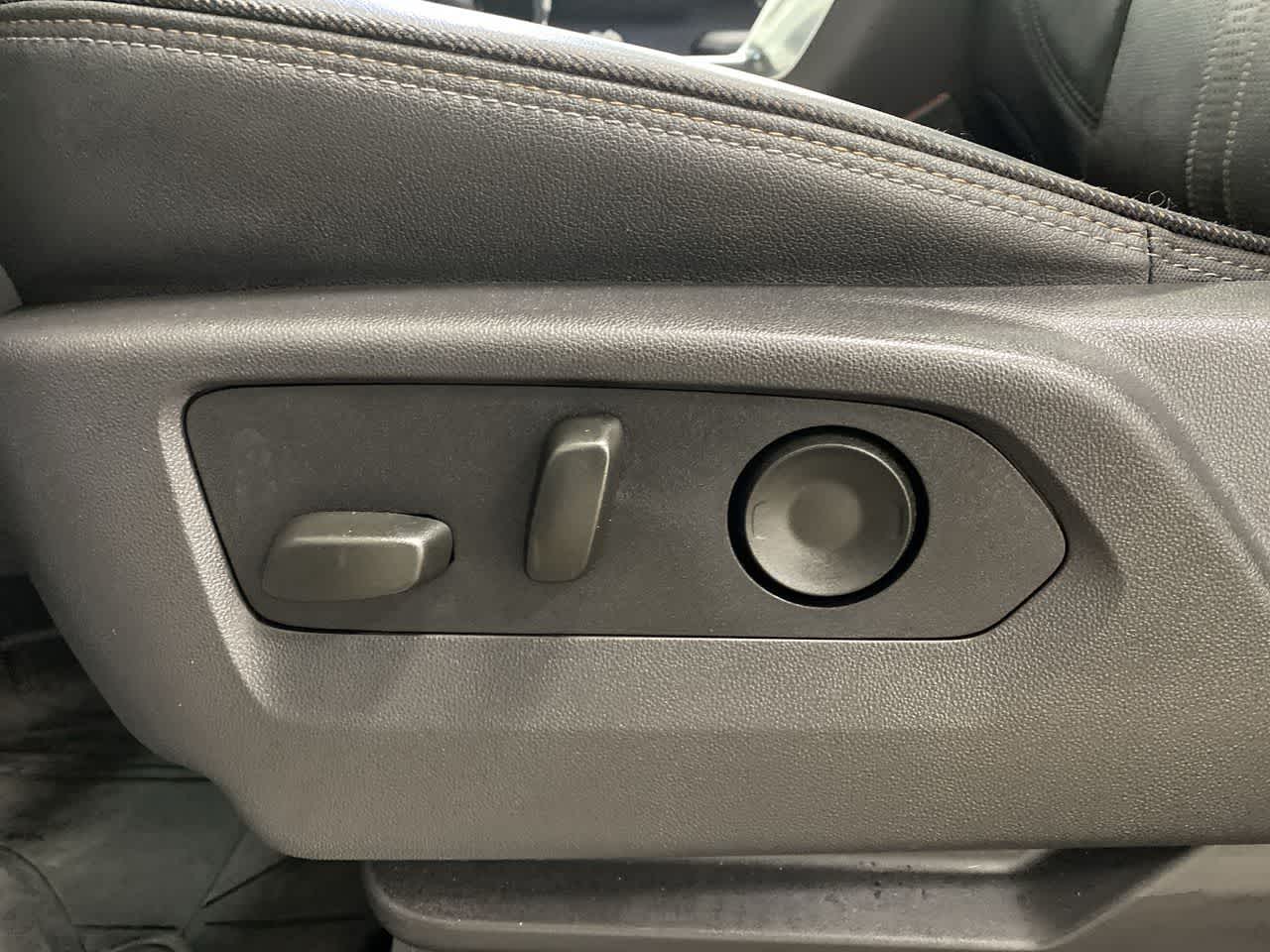 Thumbnail: 2024 Chevrolet Silverado 1500 - 14