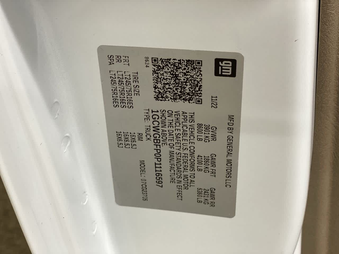 Thumbnail: 2023 Chevrolet Express - 29