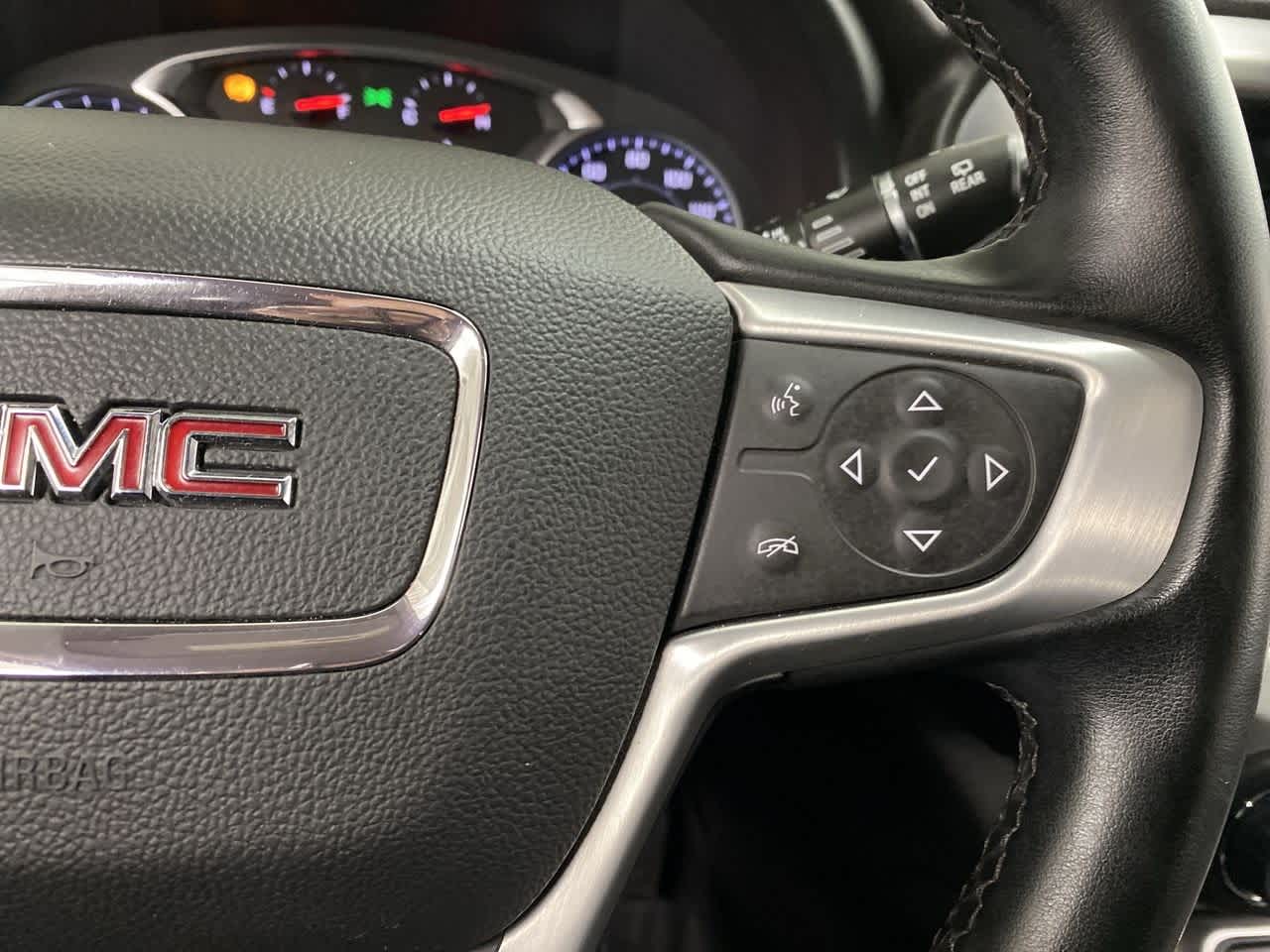 Thumbnail: 2023 GMC Acadia - 22