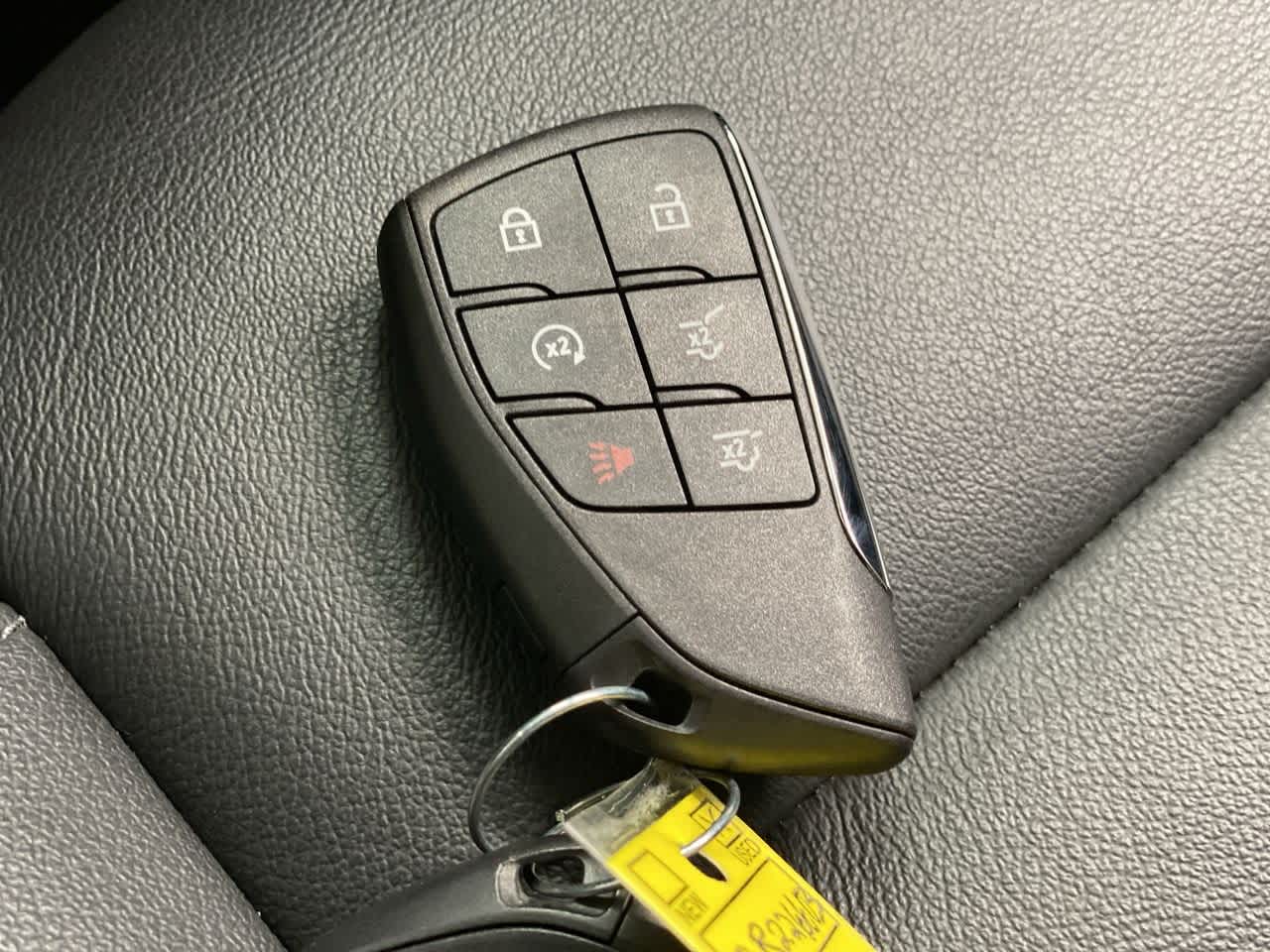 Thumbnail: 2025 Chevrolet Tahoe - 30