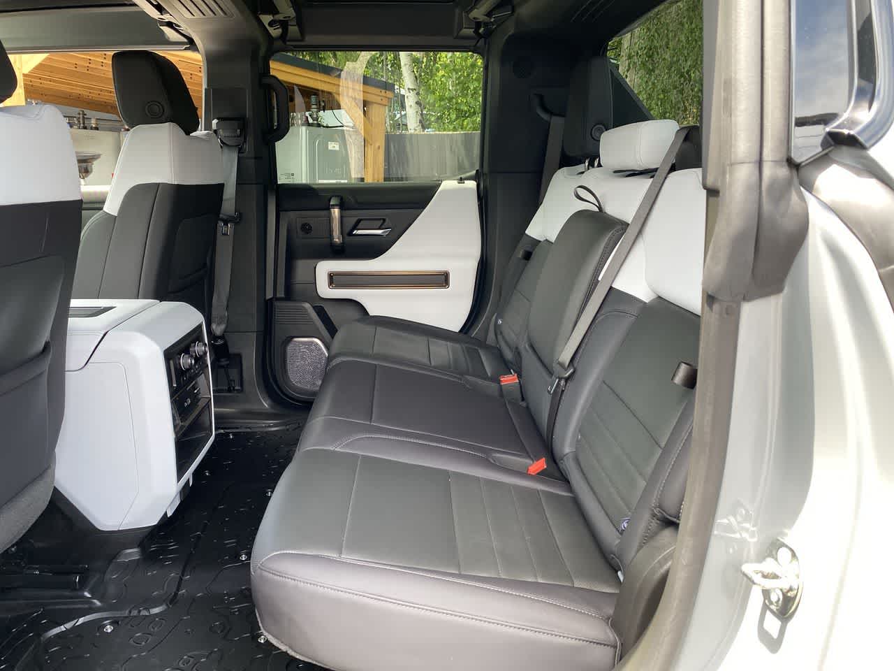 Thumbnail: 2025 GMC Hummer EV - 16