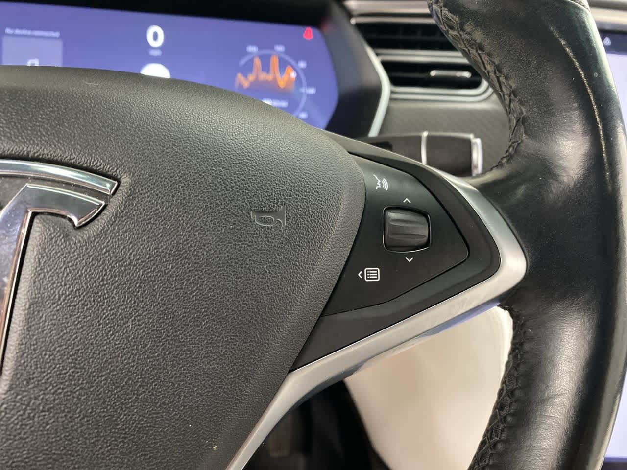Thumbnail: 2017 Tesla Model X - 21