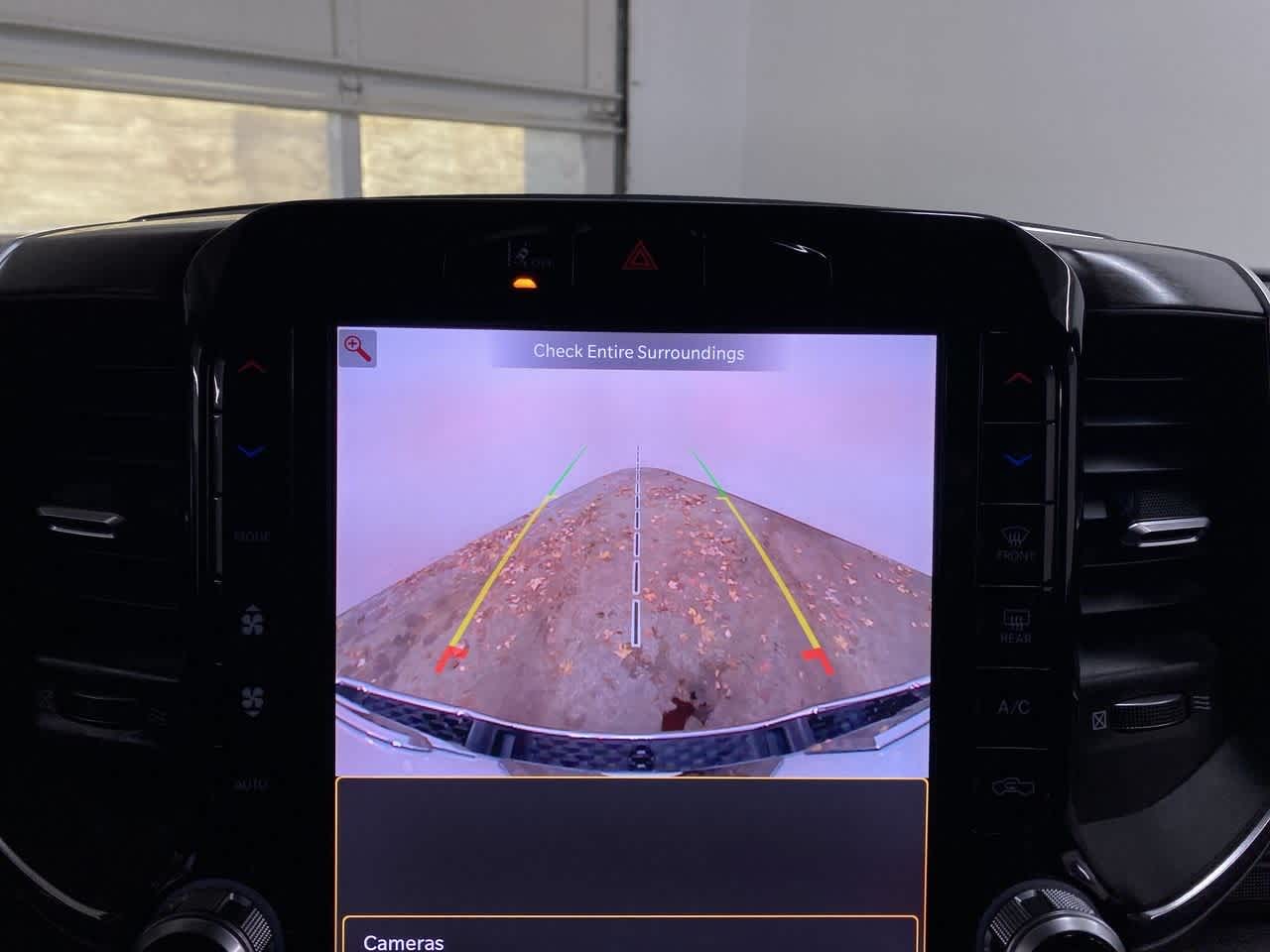 Thumbnail: 2025 RAM 1500 - 25