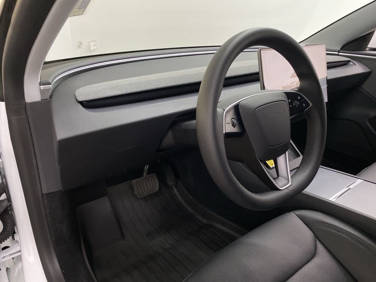 Thumbnail: 2025 Tesla Model 3 - 2