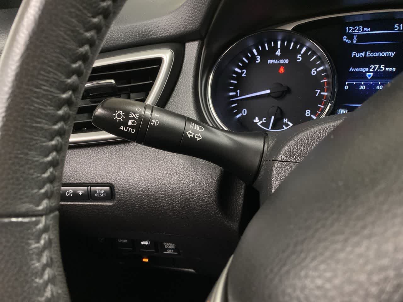 Thumbnail: 2016 Nissan Rogue - 25