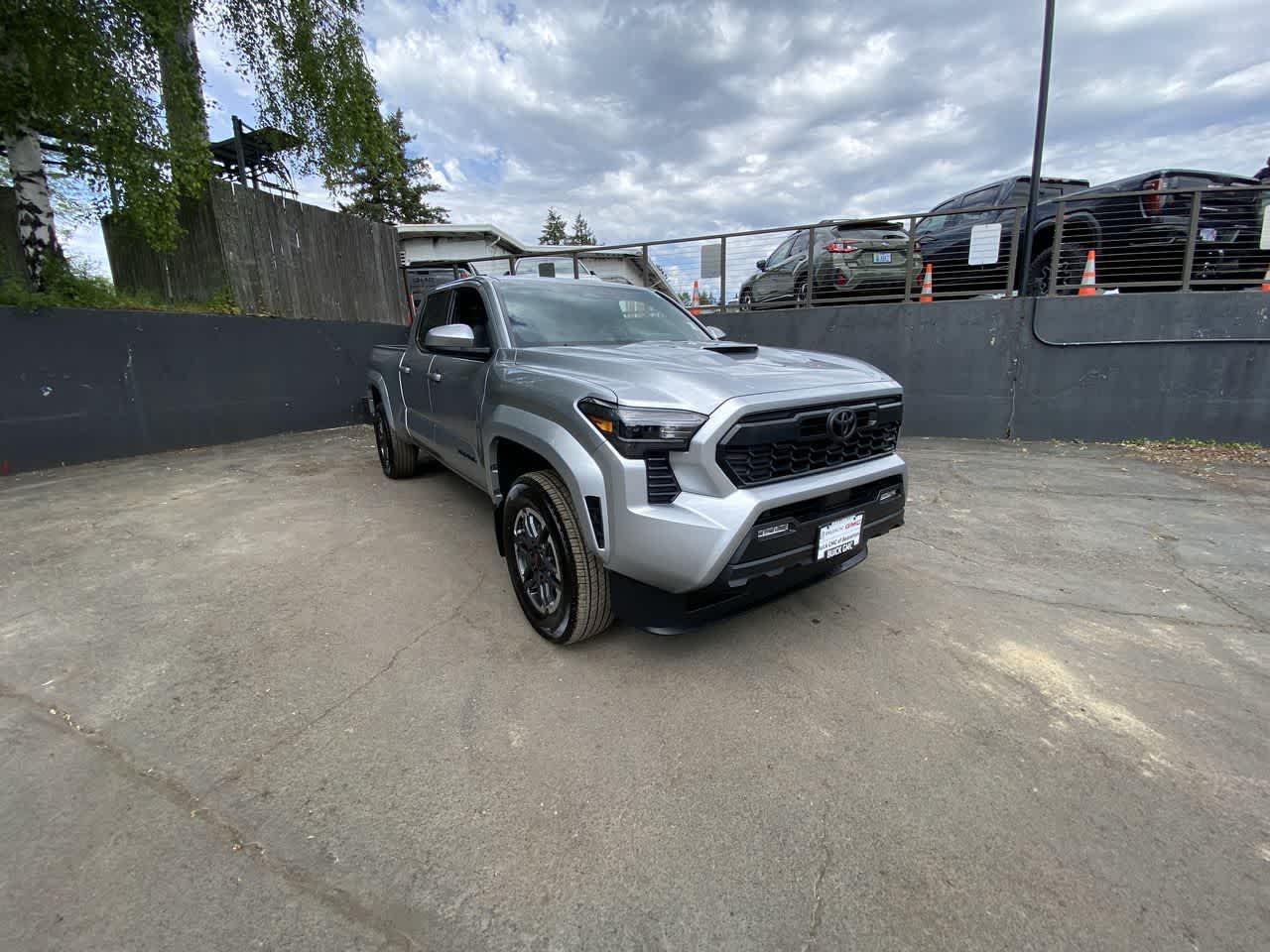 Thumbnail: 2025 Toyota Tacoma - 8