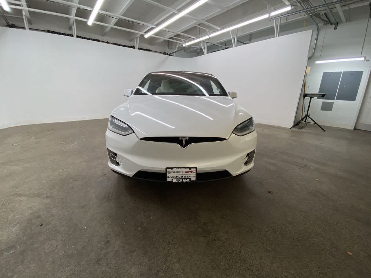 Thumbnail: 2017 Tesla Model X - 9