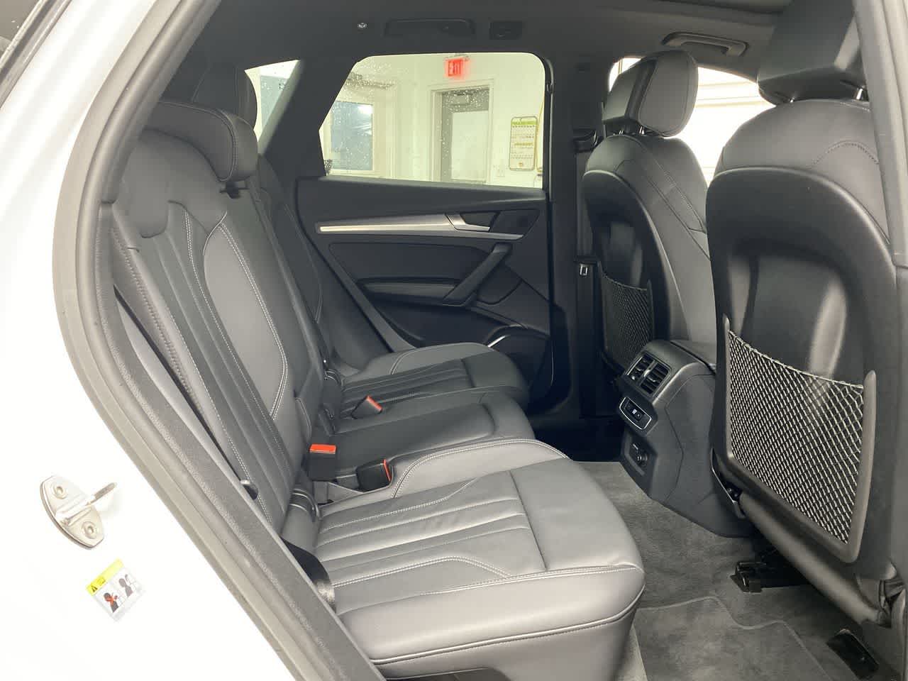 Thumbnail: 2025 Audi Q5 - 17