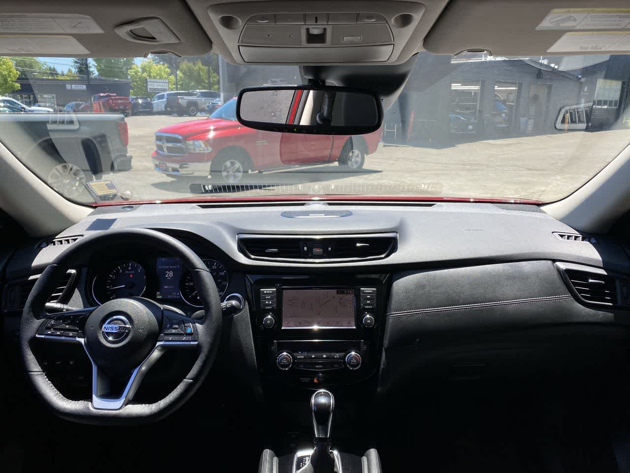 Thumbnail: 2019 Nissan Rogue - 14