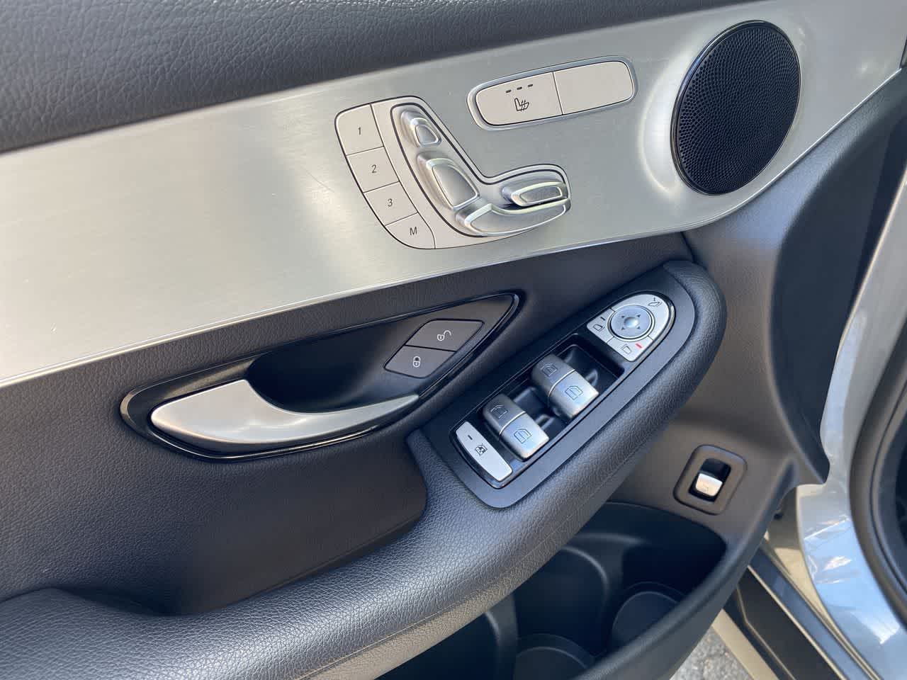 Thumbnail: 2019 Mercedes-Benz GLC - 14
