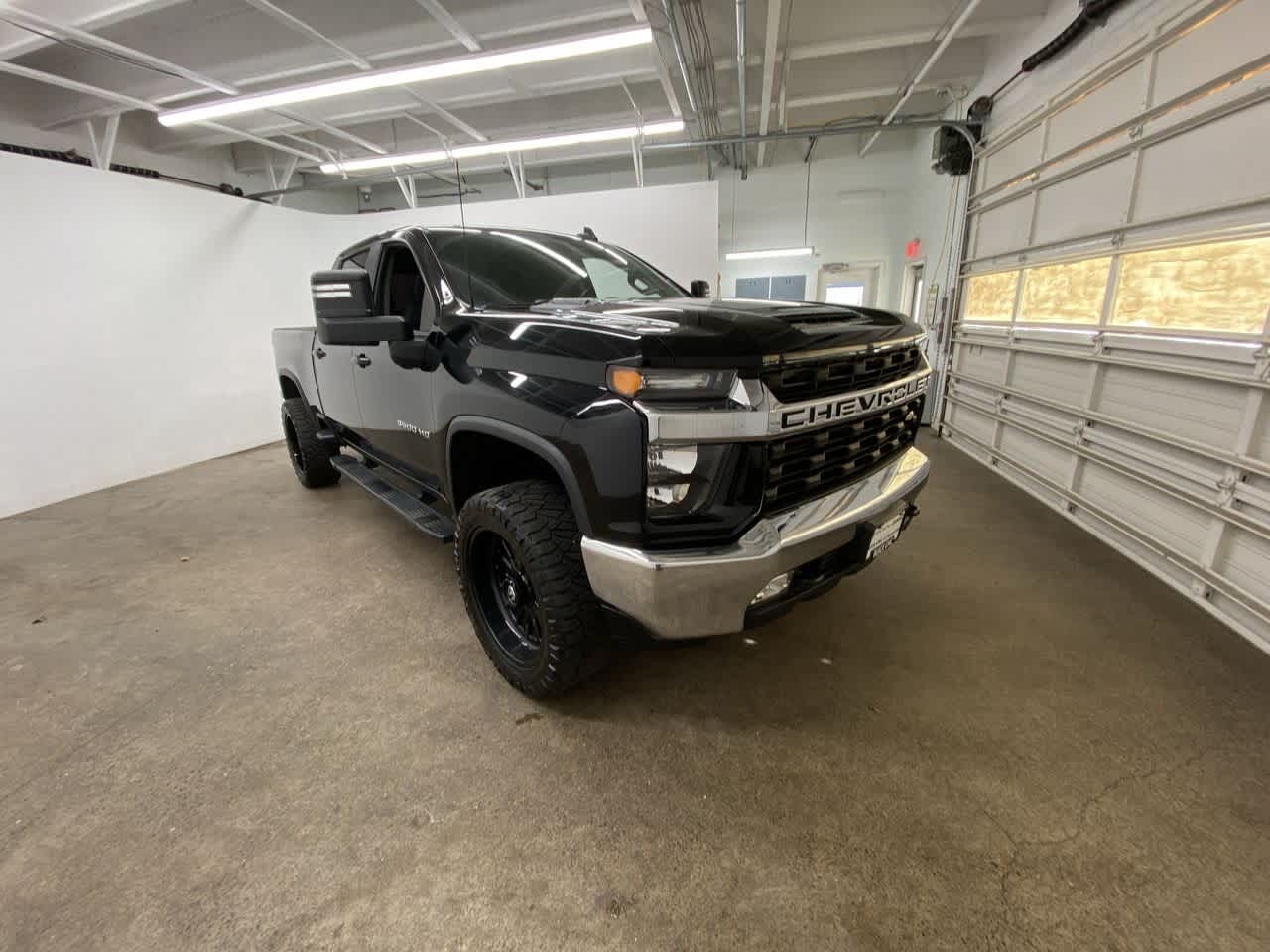 Thumbnail: 2022 Chevrolet Silverado 3500 - 8