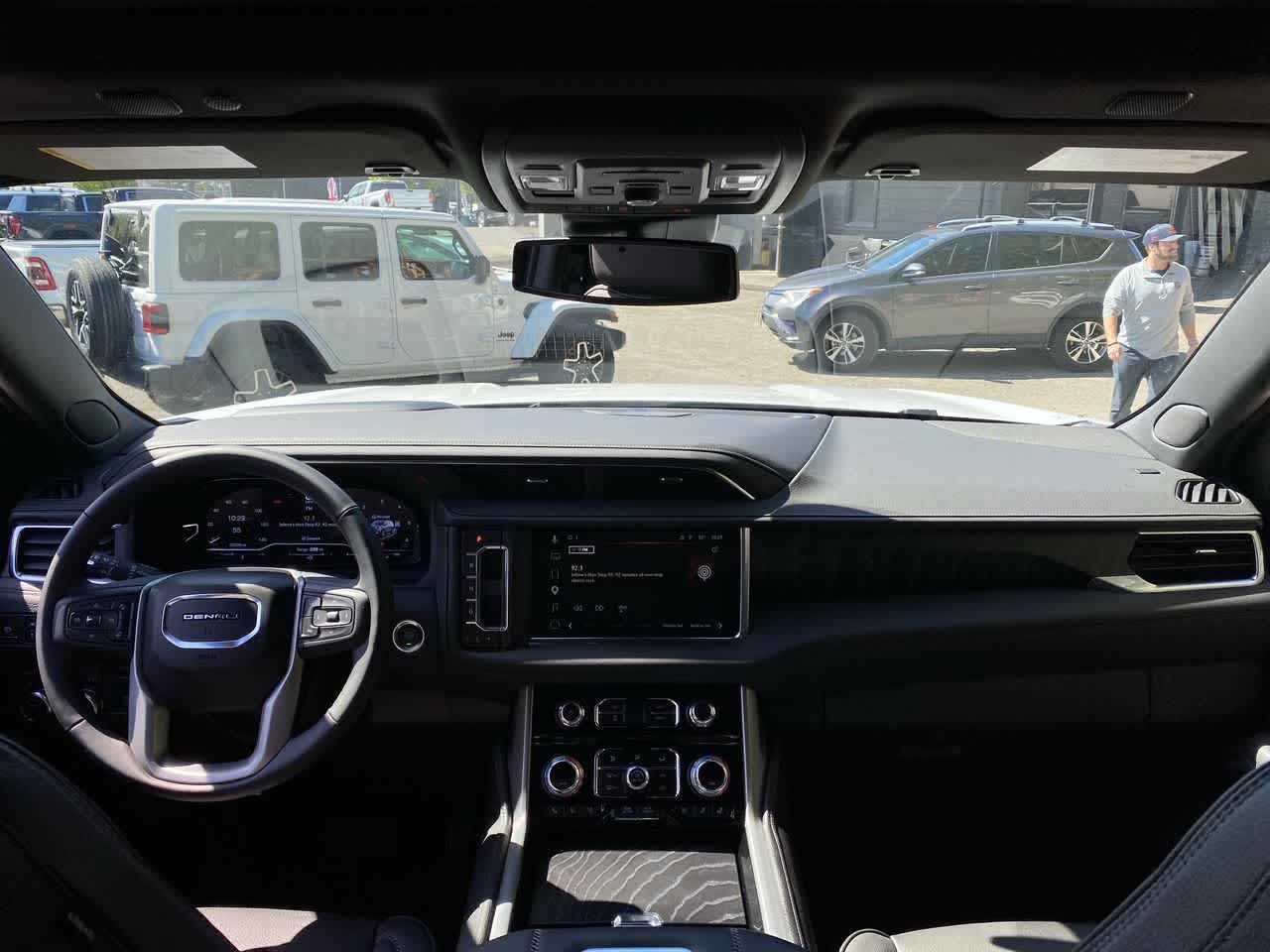 Thumbnail: 2024 GMC Yukon - 12