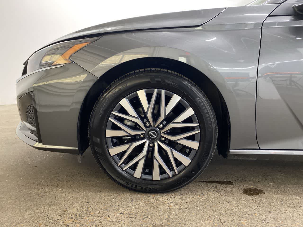 Thumbnail: 2025 Nissan Altima - 11