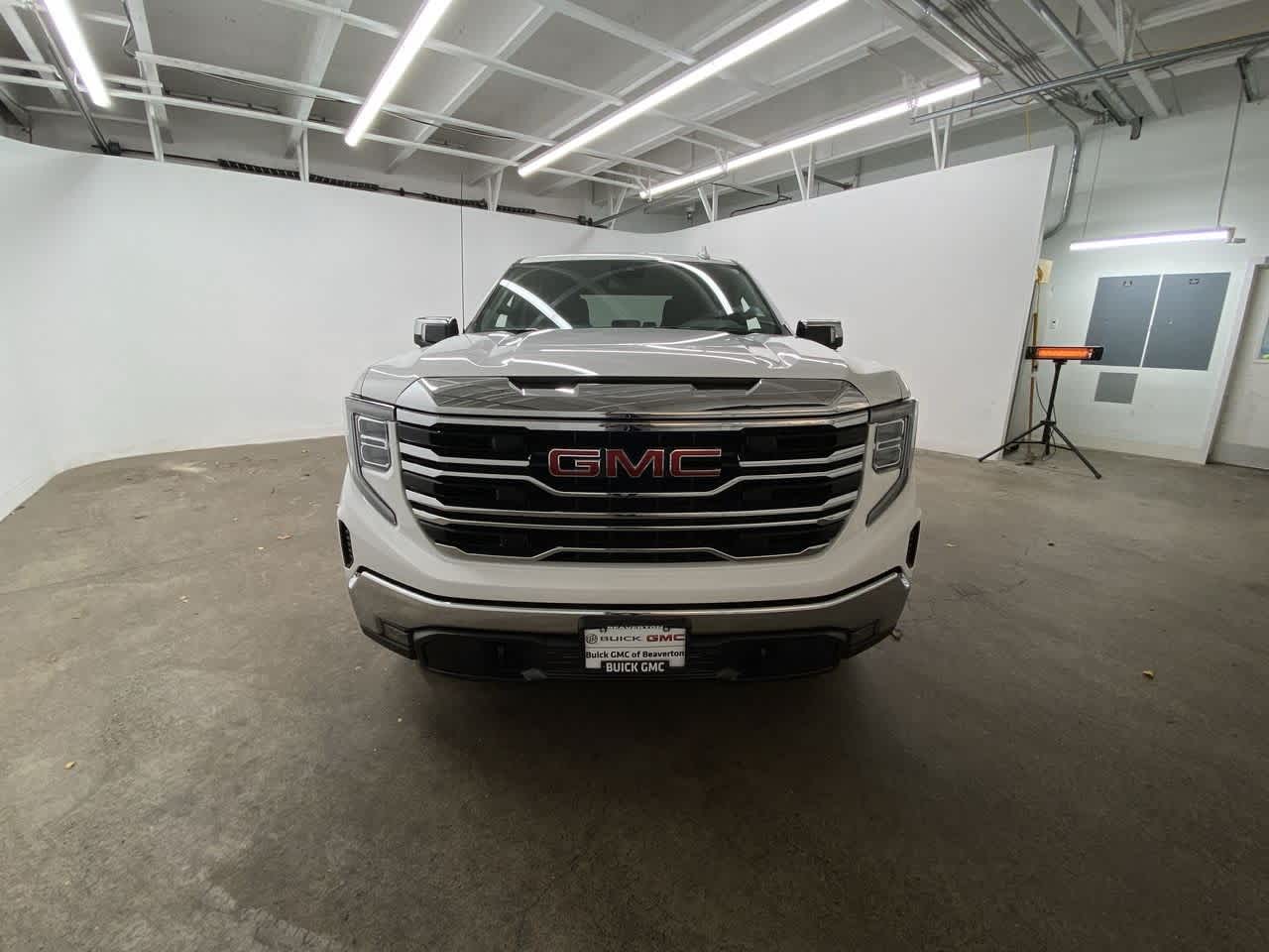 Thumbnail: 2024 GMC Sierra 1500 - 9