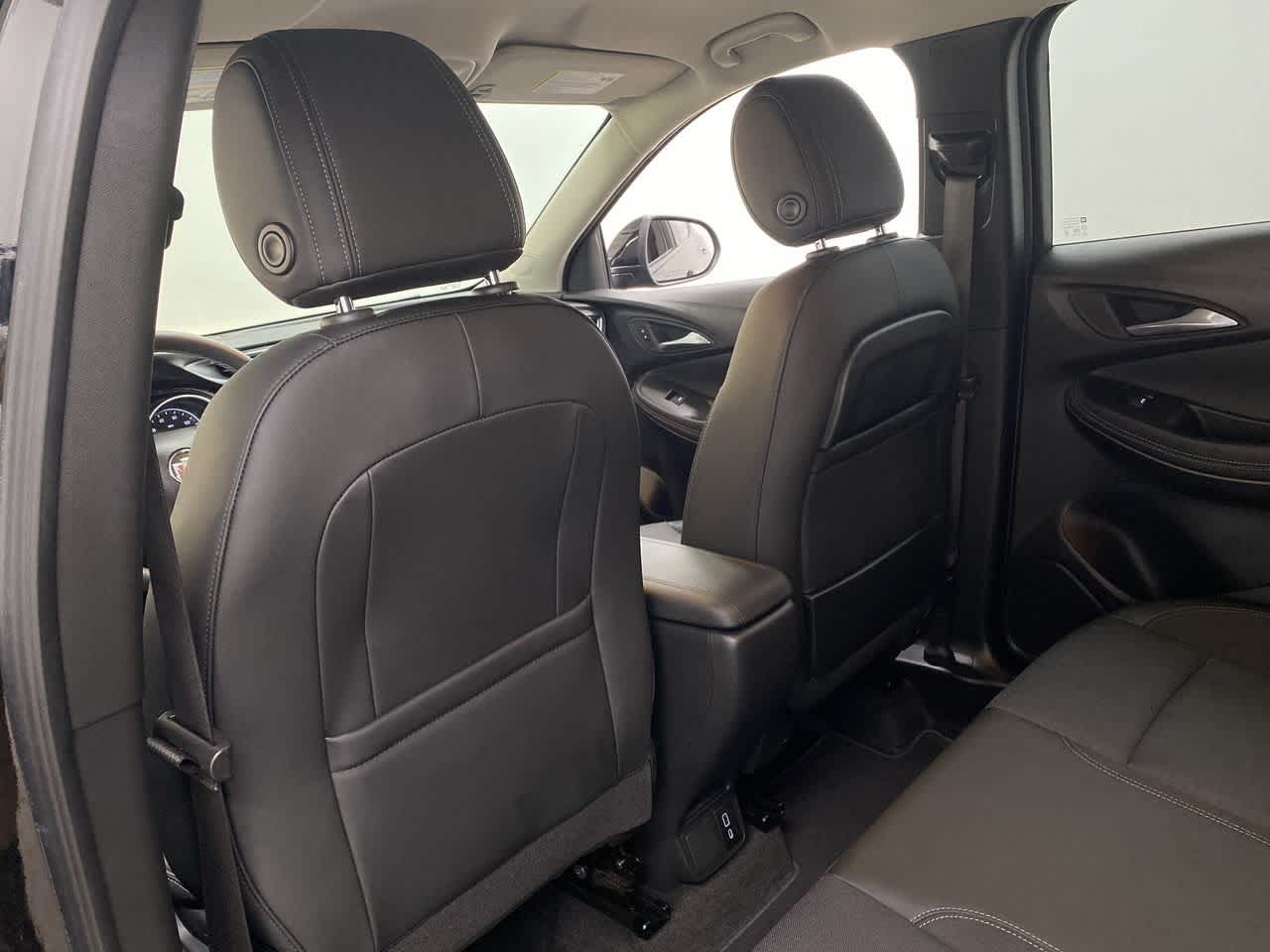Thumbnail: 2022 Buick Encore GX - 17